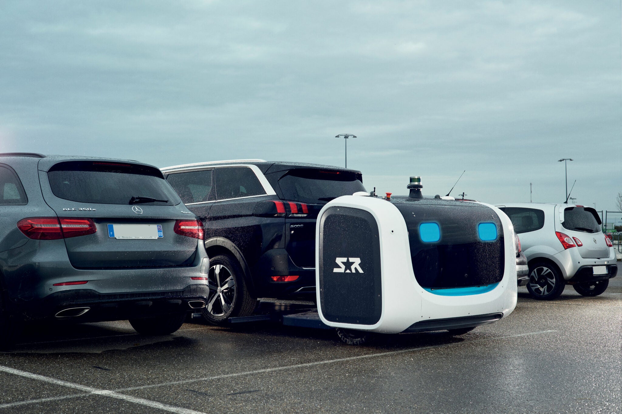 Stanley Robotics社製　AGVロボット”Stan”