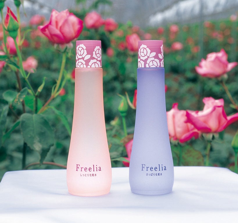 廃棄部位を有効活用、棘・茎の成分と、6種のバラの花びらの成分配合