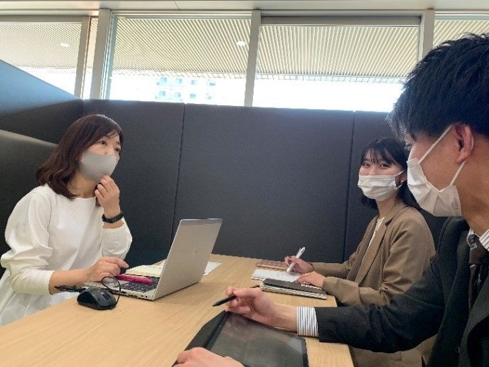 企画職　部長職　３児の母