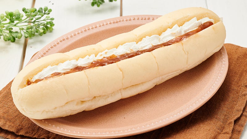 2月の新商品情報 ワンハンドスイーツの ふわふわ シフォンのショートケーキ や パイコロネ カスタードホイップ が新発売 常識を超えた大きさ 渾身の一本 おっ 萩 きなこ 粒餡 も登場 株式会社ローソンストア100のプレスリリース 2月の新商品情報 ワンハンドスイーツの ふわふわ シフォンのショートケーキ や パイコロネ カスタードホイップ が新発売 常識を超えた大きさ 渾身の一本 おっ 萩 きなこ 粒餡 も登場 株式会社ローソンストア100のプレスリリース