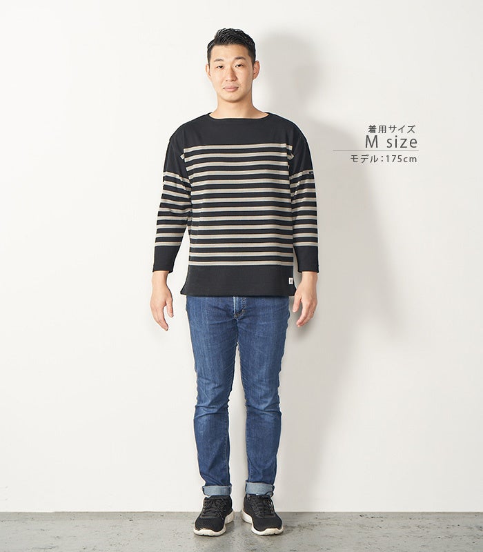 Mサイズ着用　モデル：20代