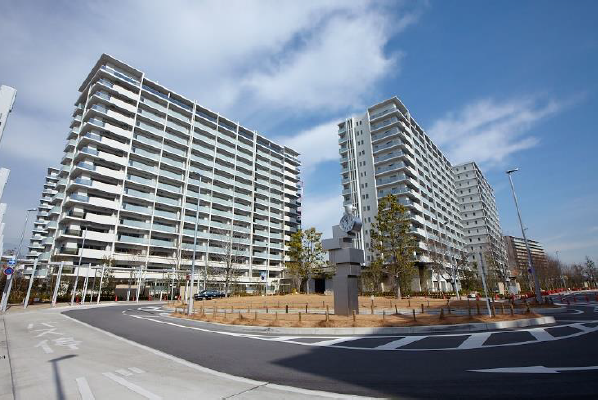 ZUTTO CITY 内、プラウドシティ塚口の様子