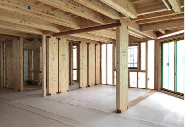 2階:事務所部分 (建築中の様子)