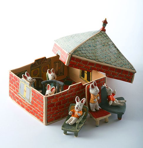 館匣 赤煉瓦の館に棲まう者たちが (15.3×16.5×高さ18.3cm)