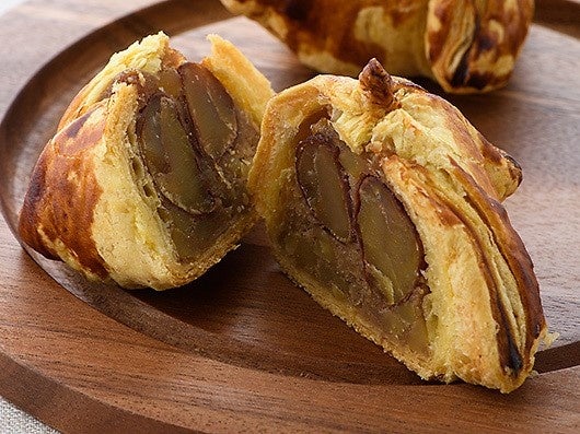 マロンパイ（店舗限定）&nbsp; 税込￥918&nbsp; 1階 ケーキ&チョコレートショップ