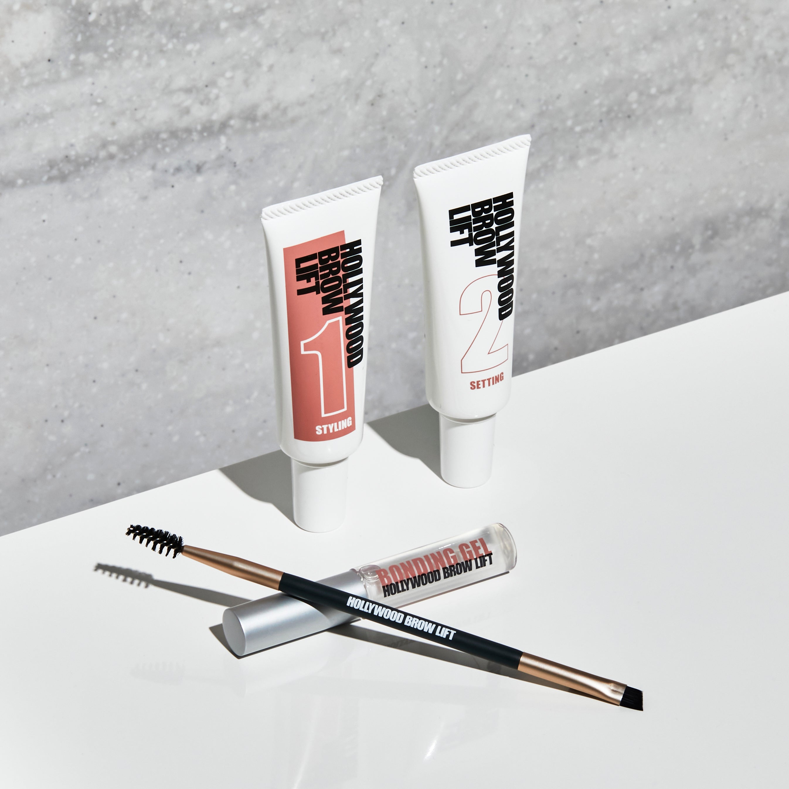 ハリウッドブロウリフト専用セッティング剤、スタイリング剤