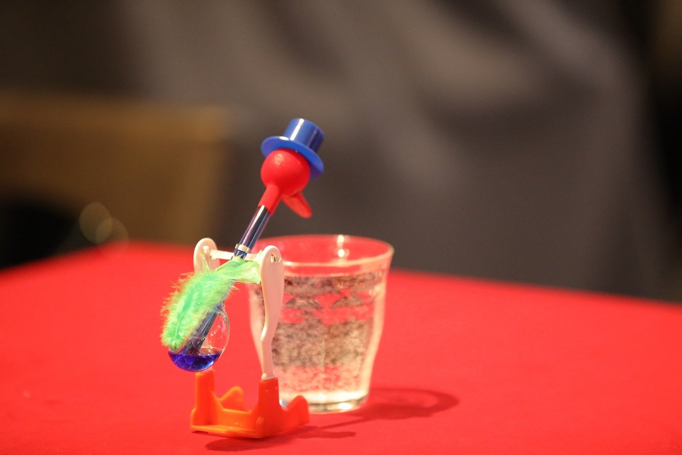 ドリンキング・バード