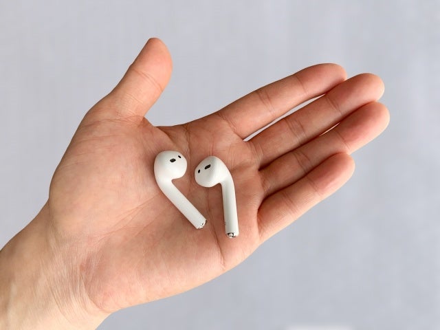 耳の中も汚れている！？イヤホンも除菌可能な「PHONESOAP（フォンソープ）」