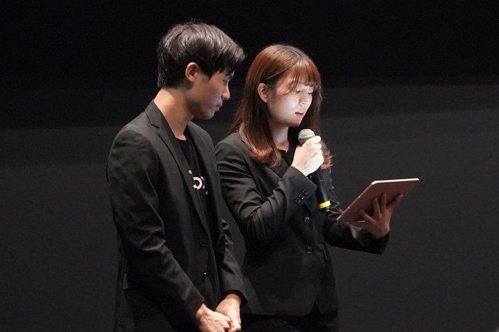 司会を務める京都芸術大学生