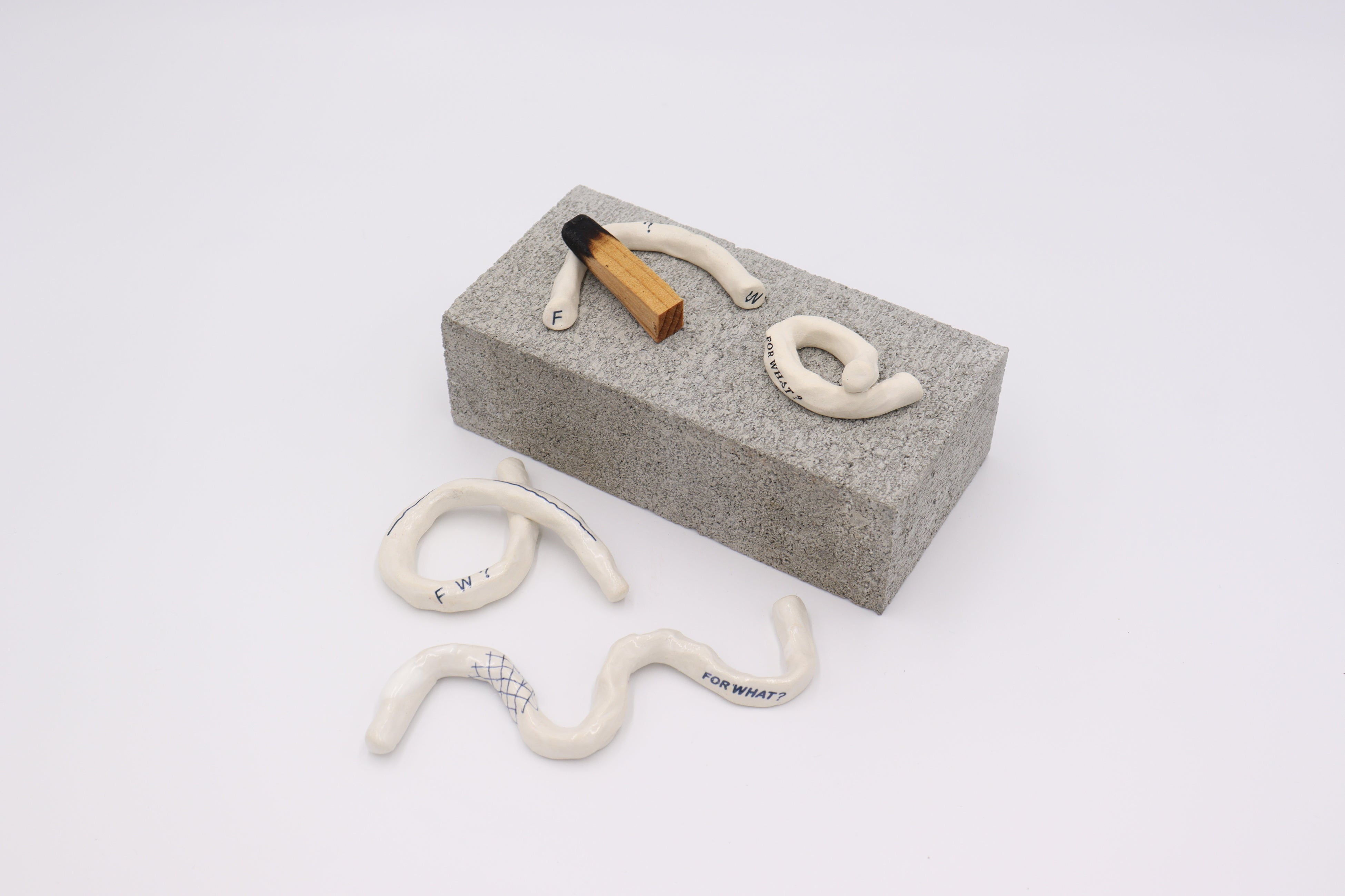 FOR WHAT？(陶器) S：2,000円／M：3,500円／L：5,000円