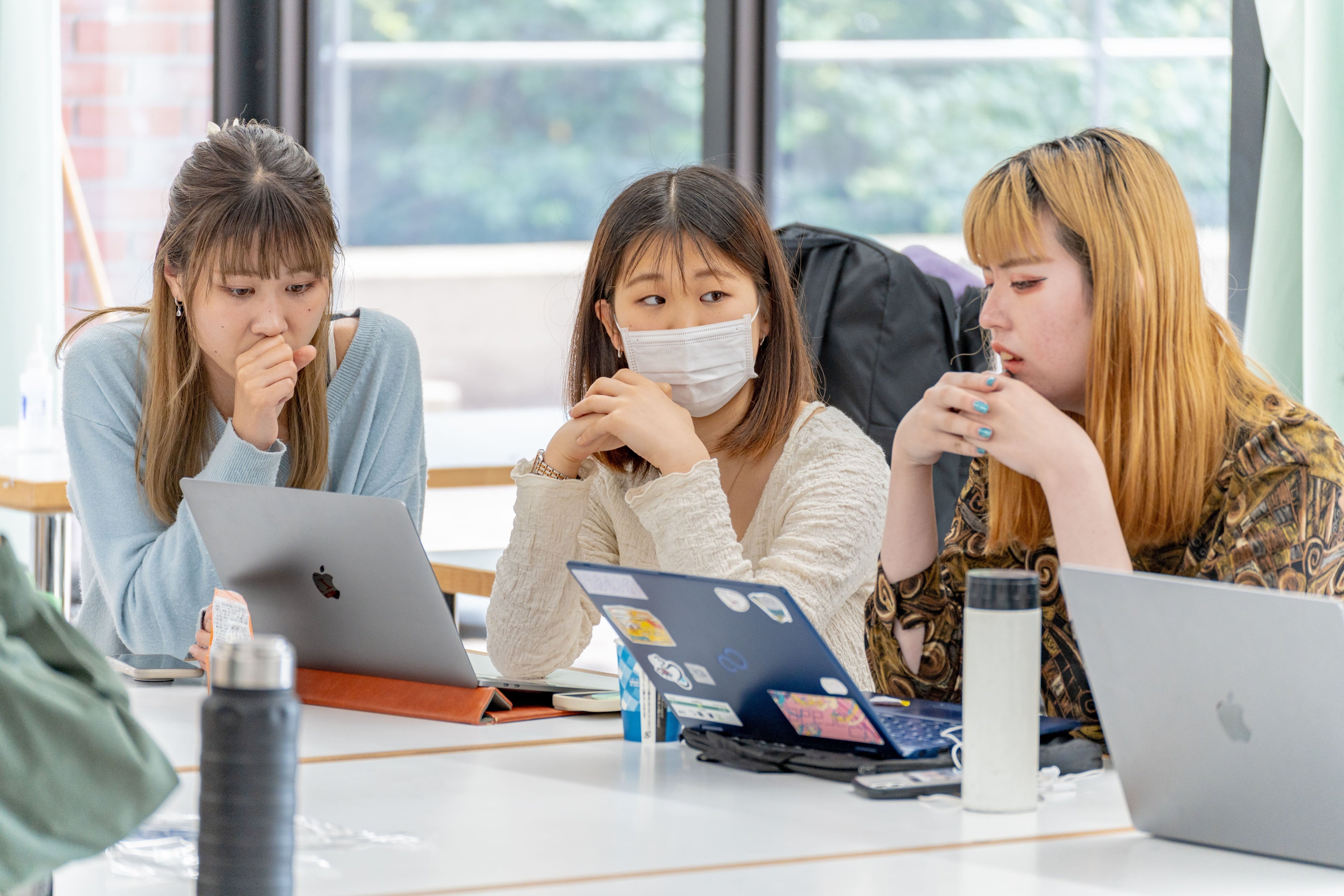 学生が企画から制作、デザインまですべて手掛けています。