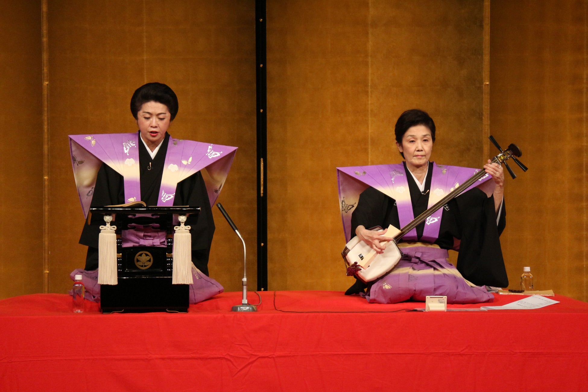 2021年度日本芸能史より「義太夫」鶴澤津賀寿(人間国宝・右)・竹本京之助(左)