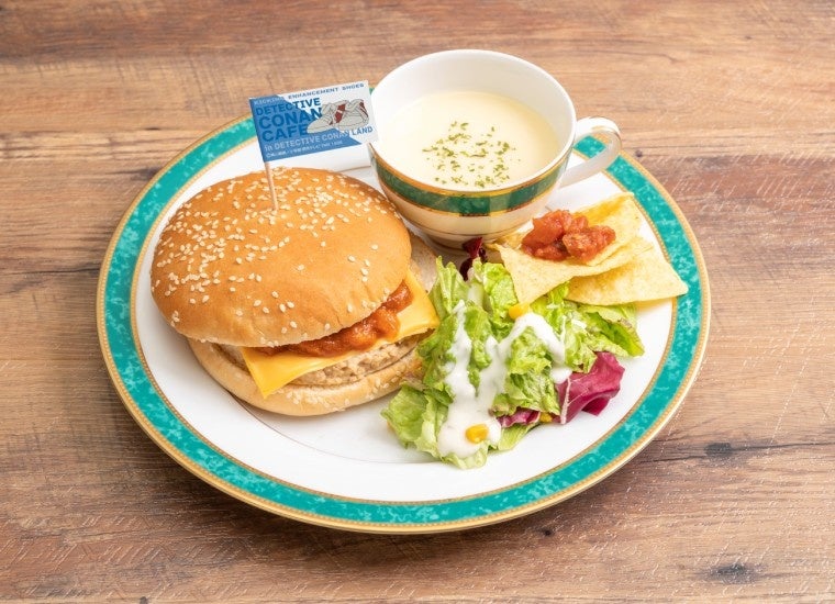 コナンのアイテムバーガープレート／￥1,600（税込み）