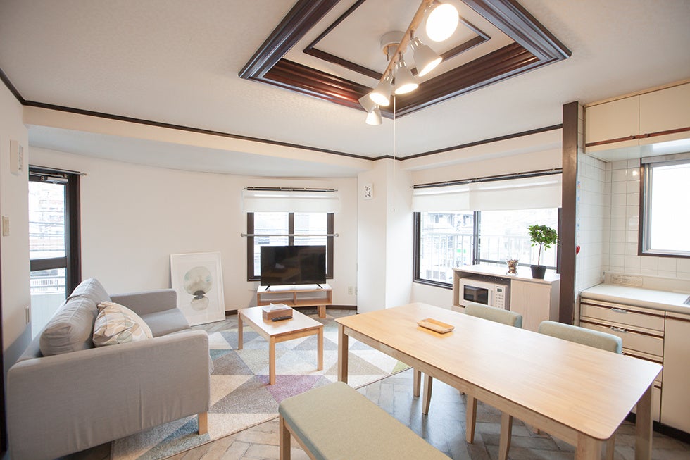 テナントビル3-4階をシェアハウス化したひだまり「薬院」