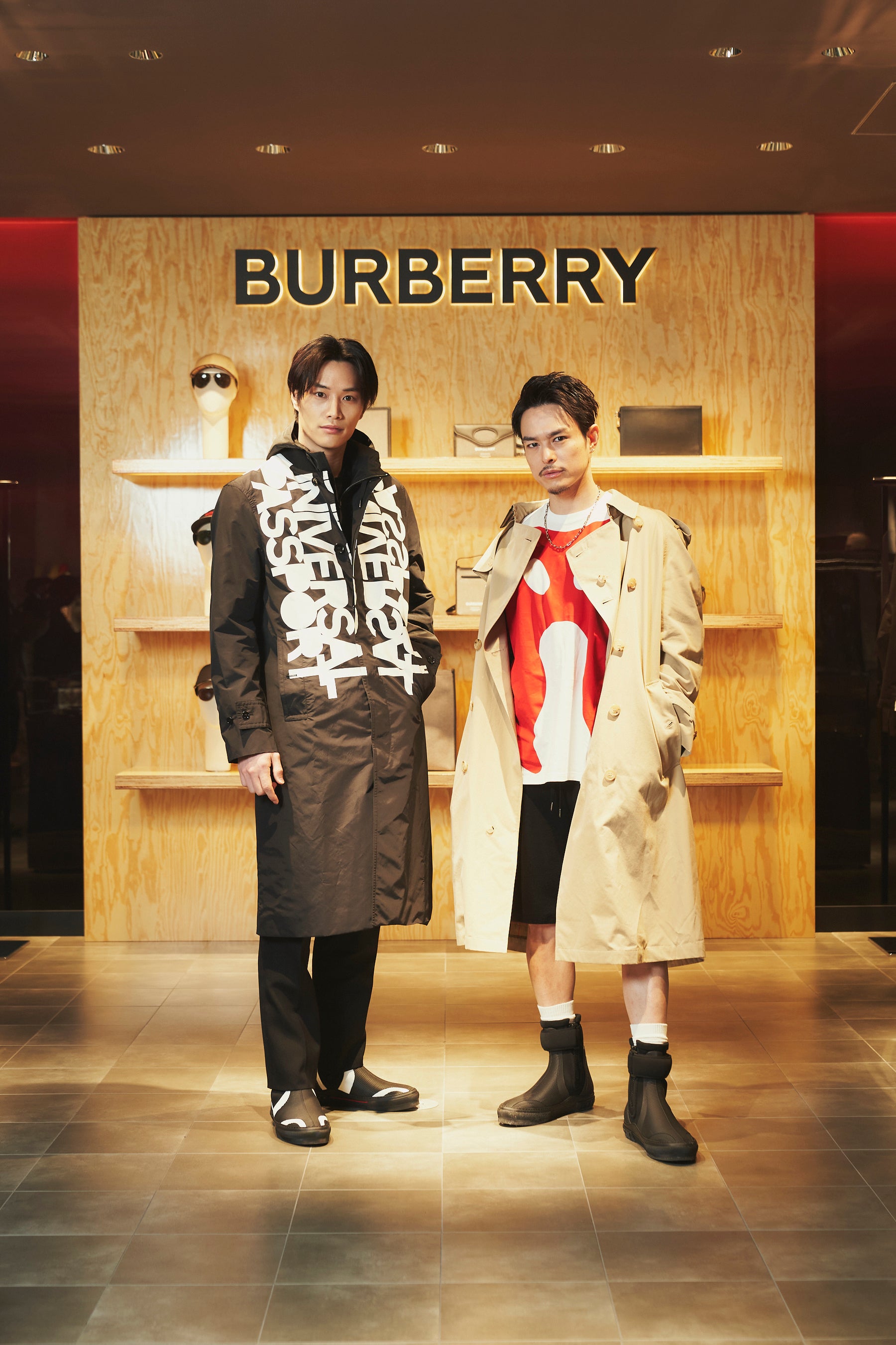 バーバリー新宿伊勢丹メンズ」がリフレッシュオープン、オープンを祝して華やかなゲストが来店｜バーバリー・ジャパン株式会社のプレスリリース