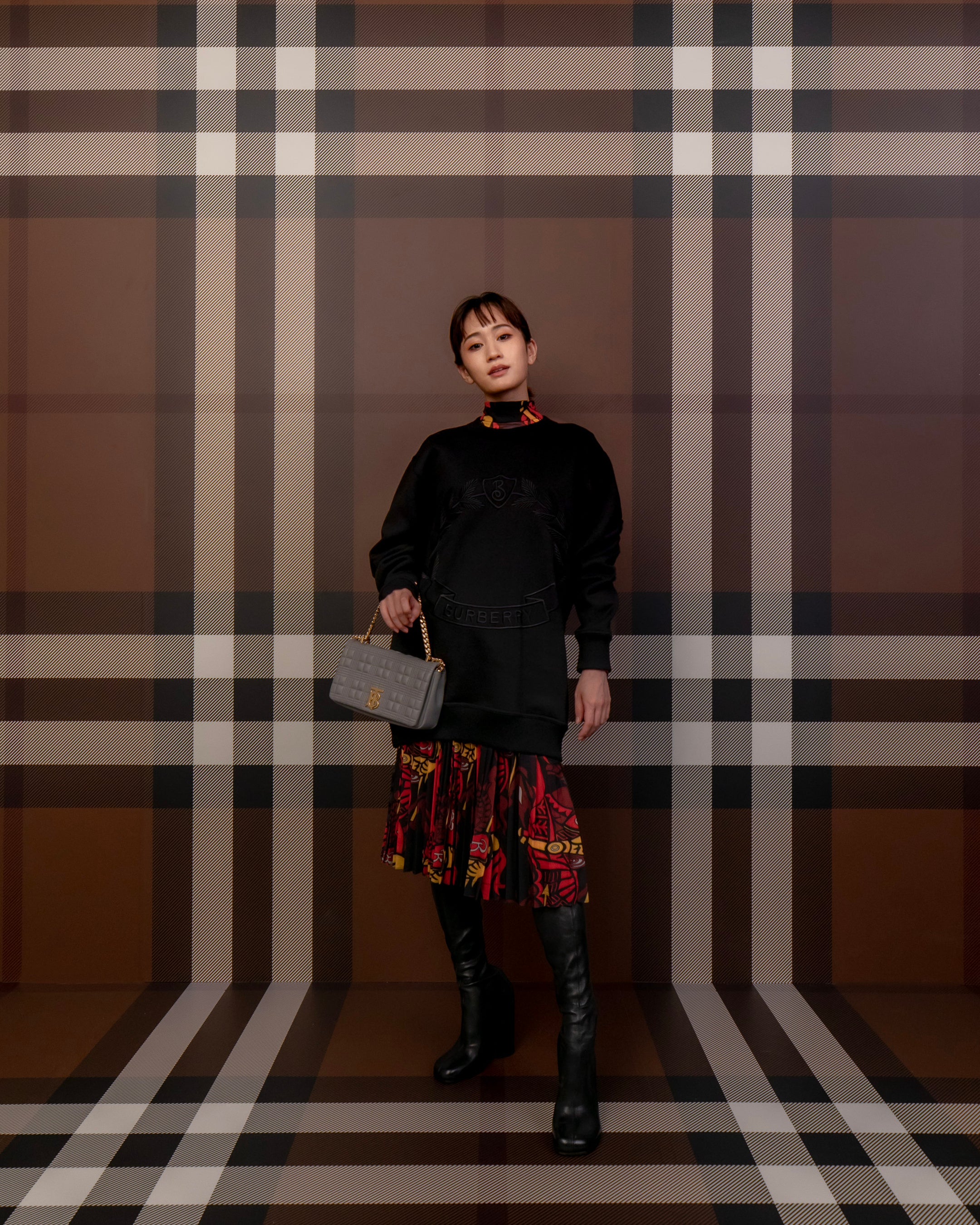 前田敦子氏　© Courtesy of Burberry