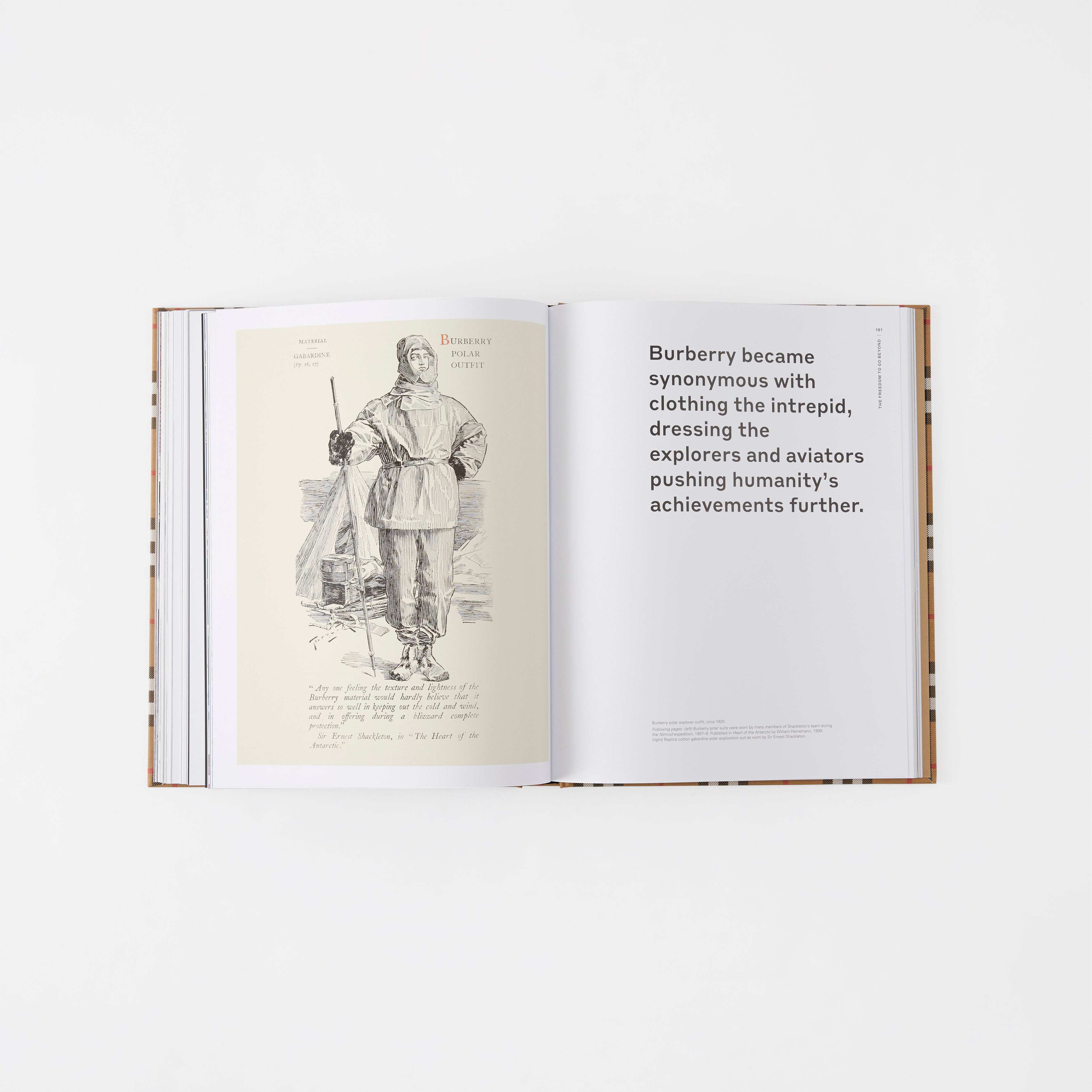 限定 BURBERRY The Burberry Book バーバリー 本 書籍 バーバリー》が書籍「Burberry」を発売 | Them magazine