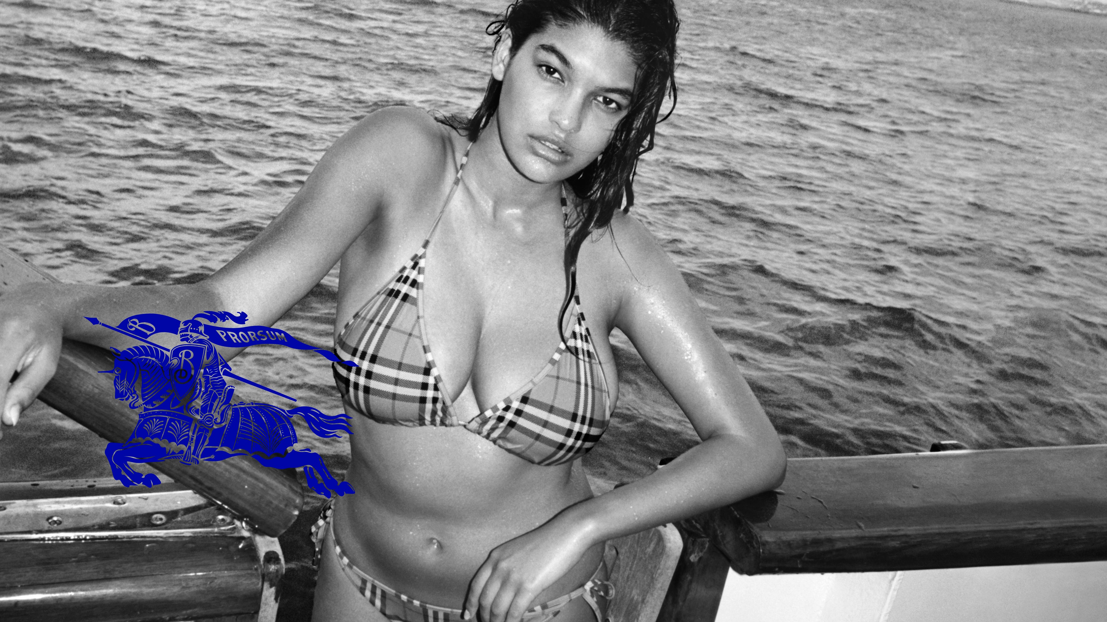 © Courtesy of Burberry