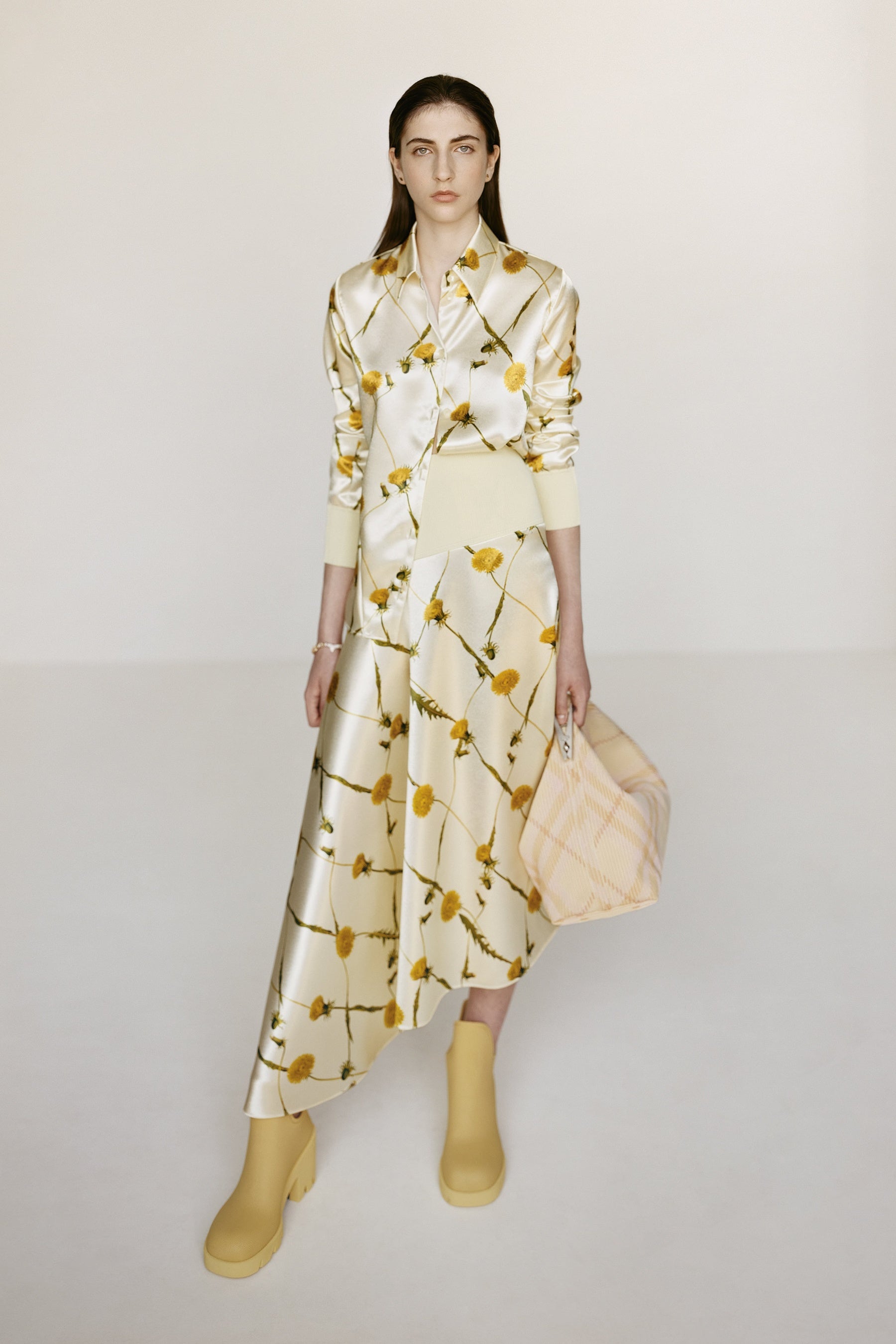 © Courtesy of Burberry