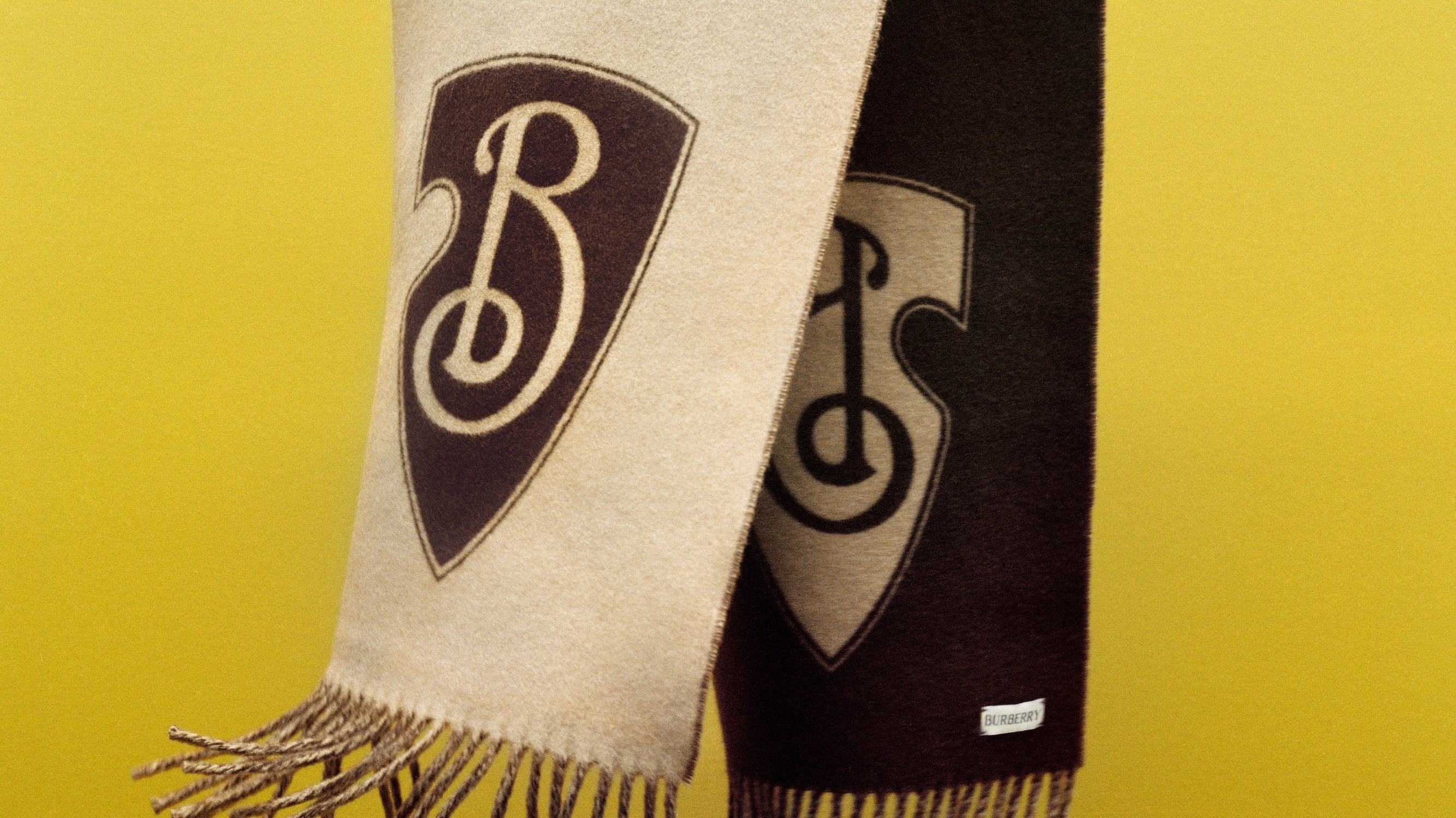 © Courtesy of Burberry