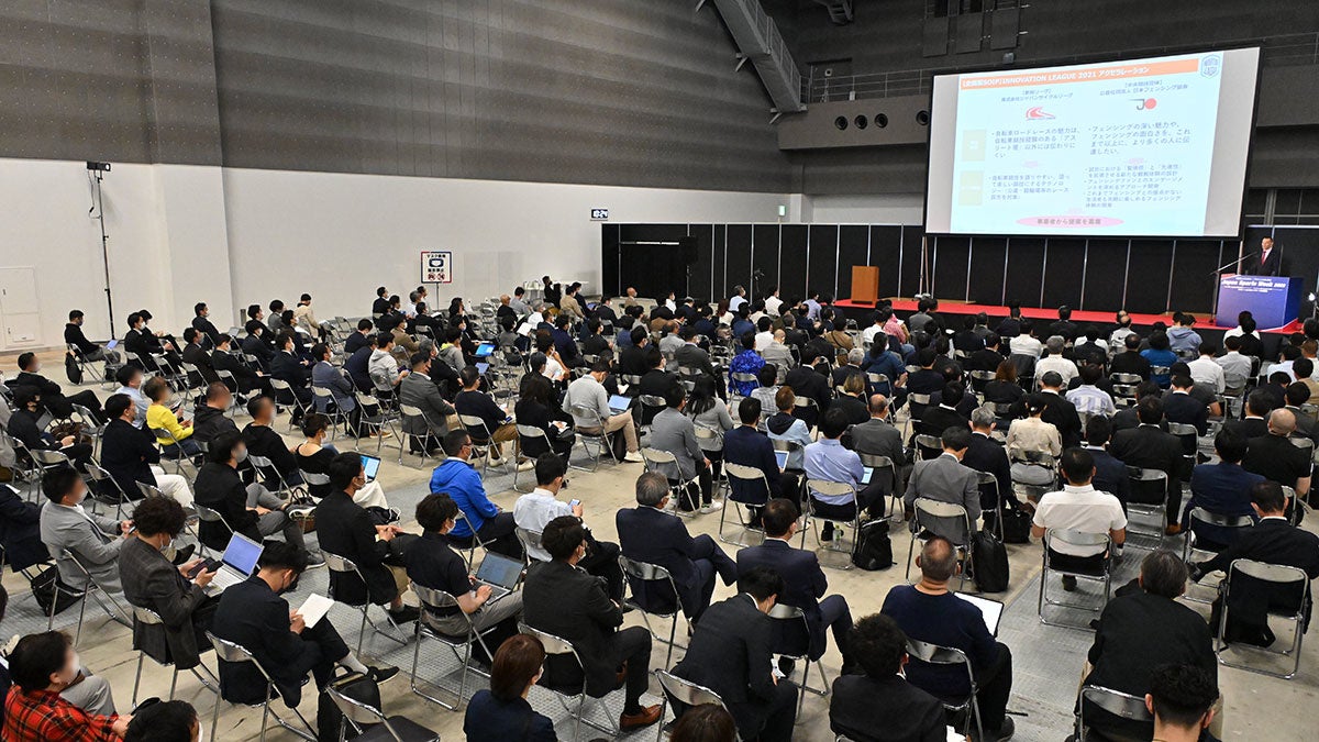 大盛況のスポーツ庁 室伏長官の講演