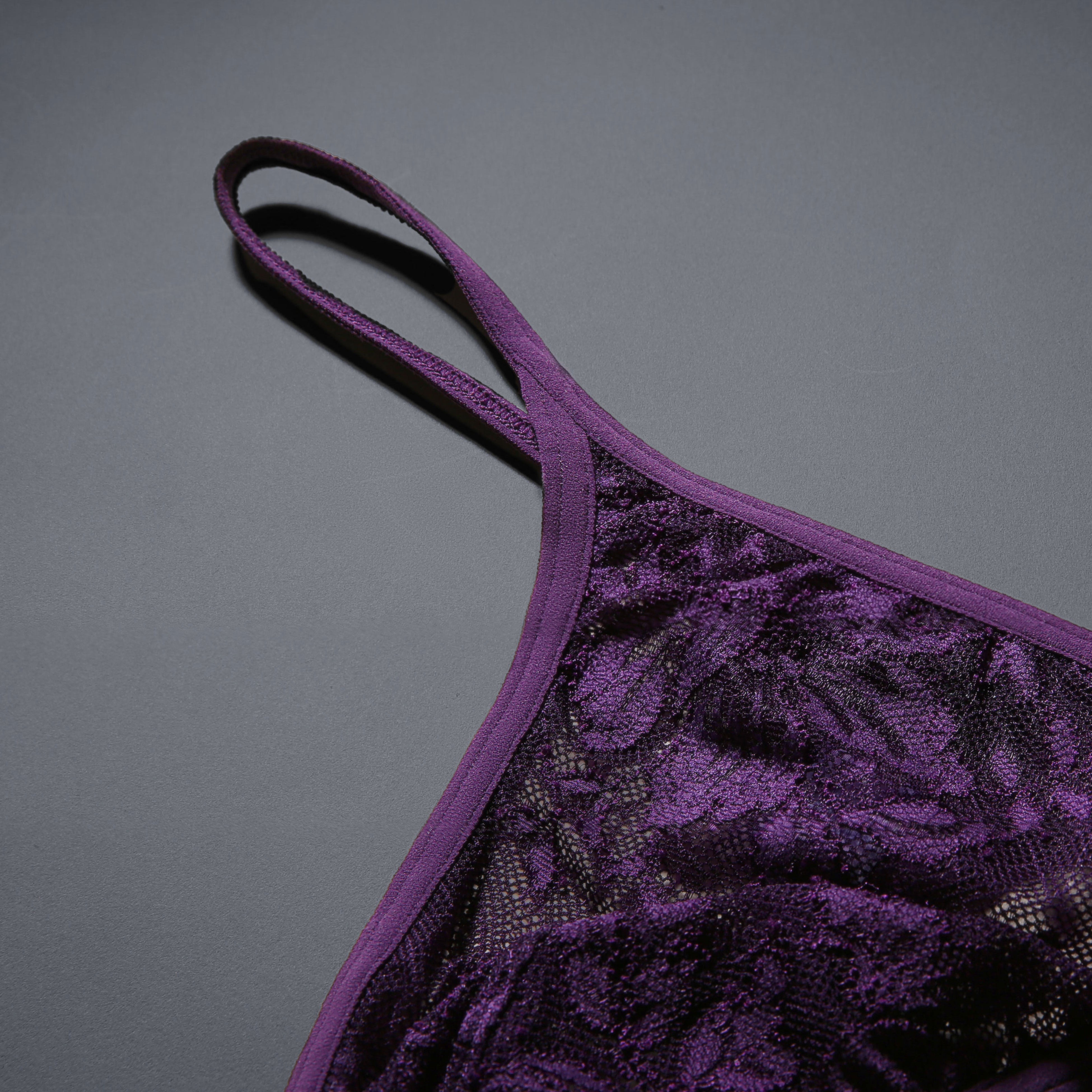 Tバックショーツ