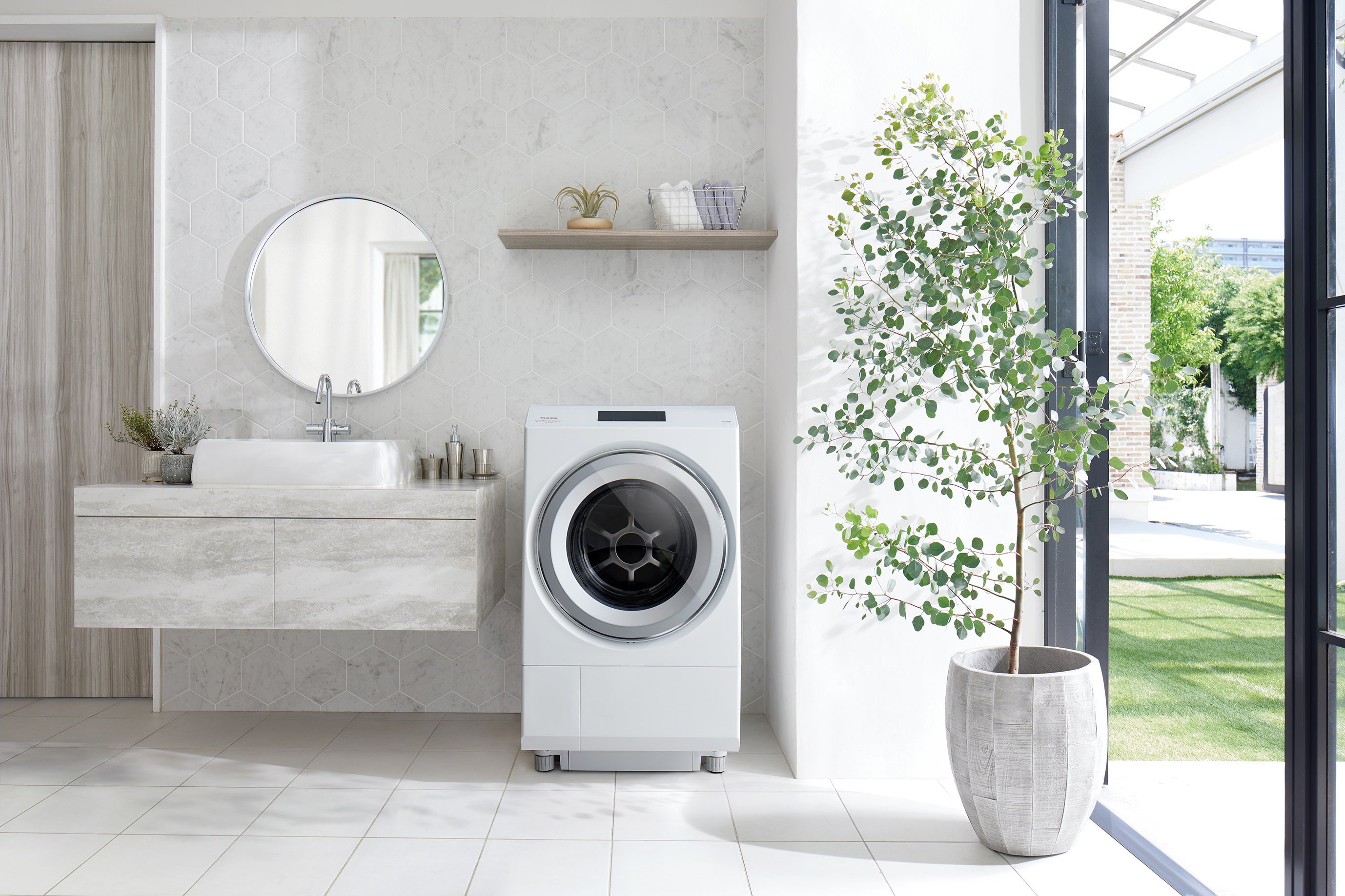 631Z 洗濯機 東芝 ウルトラファインバブル ファミリータイプ 極美品 最新 Amazon | 東芝 全自動洗濯機 8kg AW-8DH2(W) ZABOON 抗菌