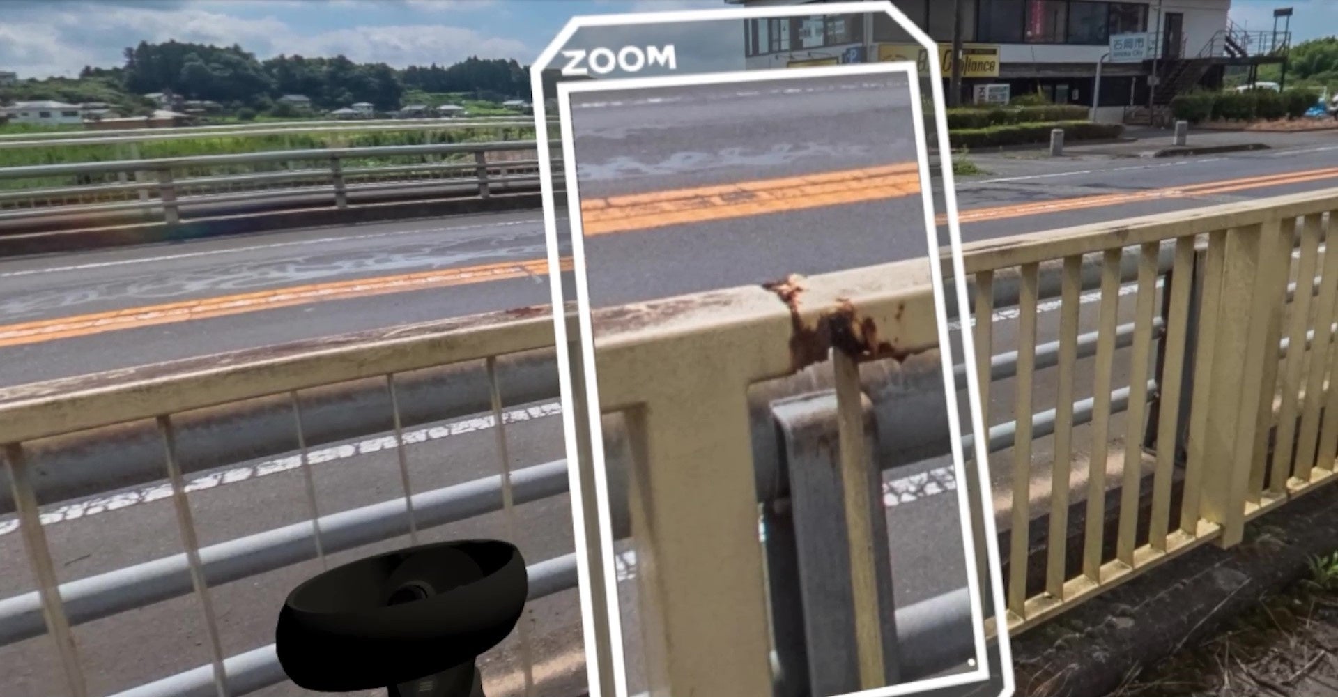 傷んだ個所を拡大表示している様子