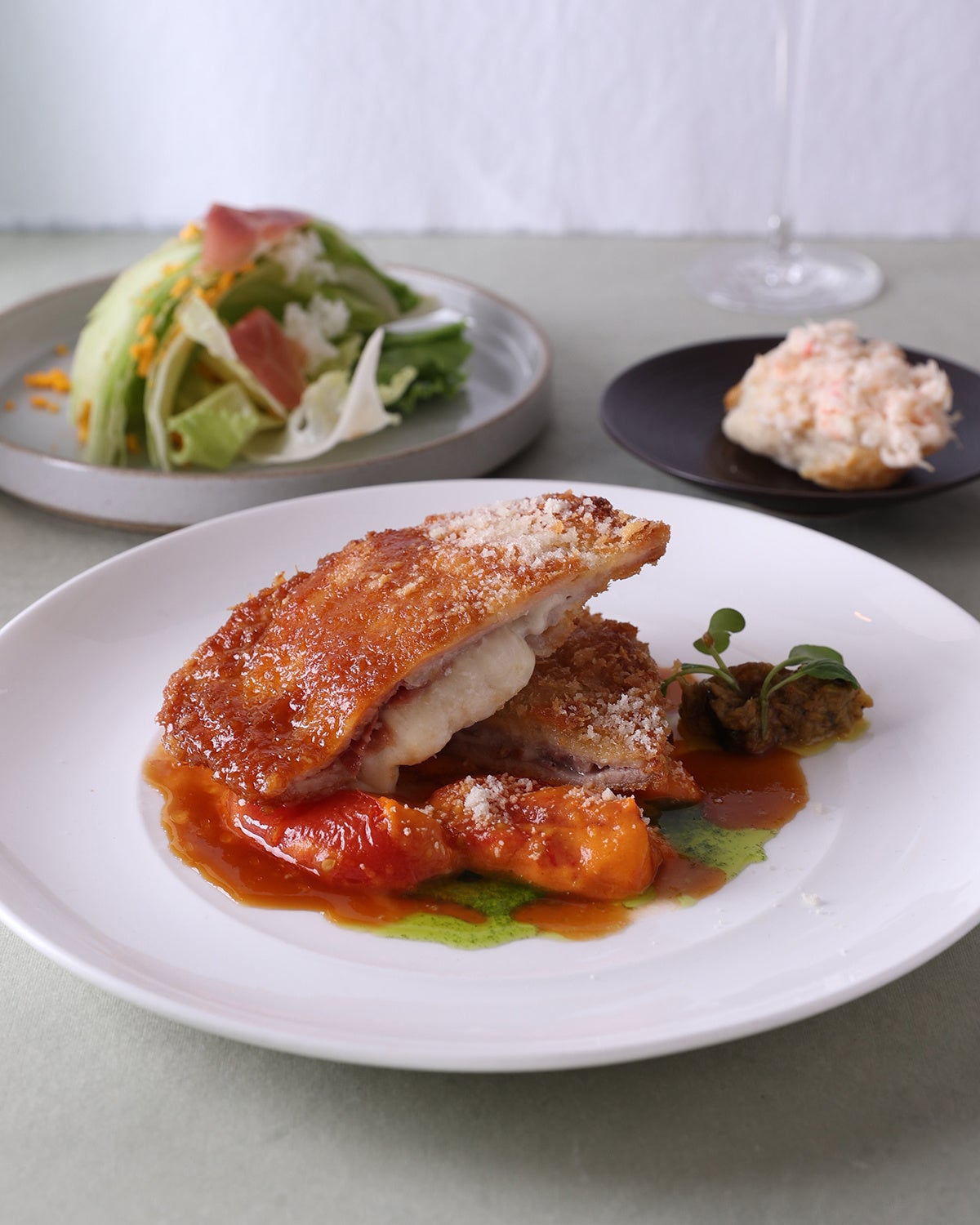 紀州うめ豚のロースと生ハム、 とろけるチーズのフリット“リブロ”