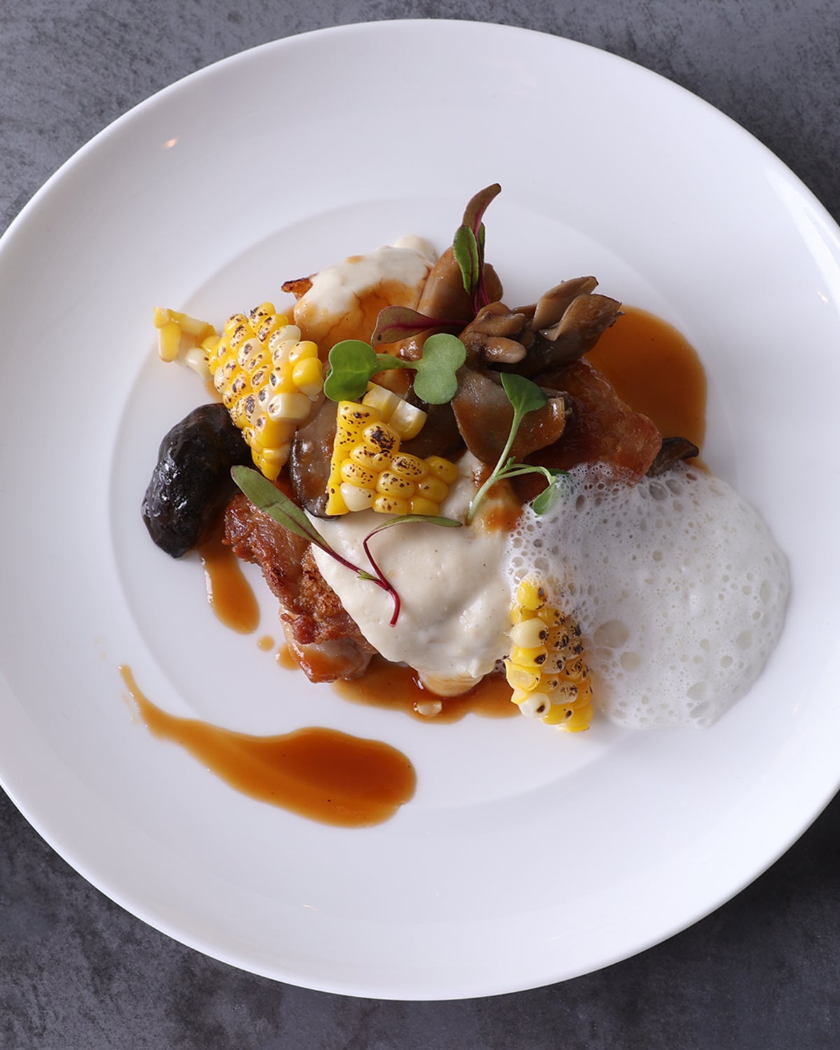 みかん鶏のプランチャ　 アモンティリャードのソース