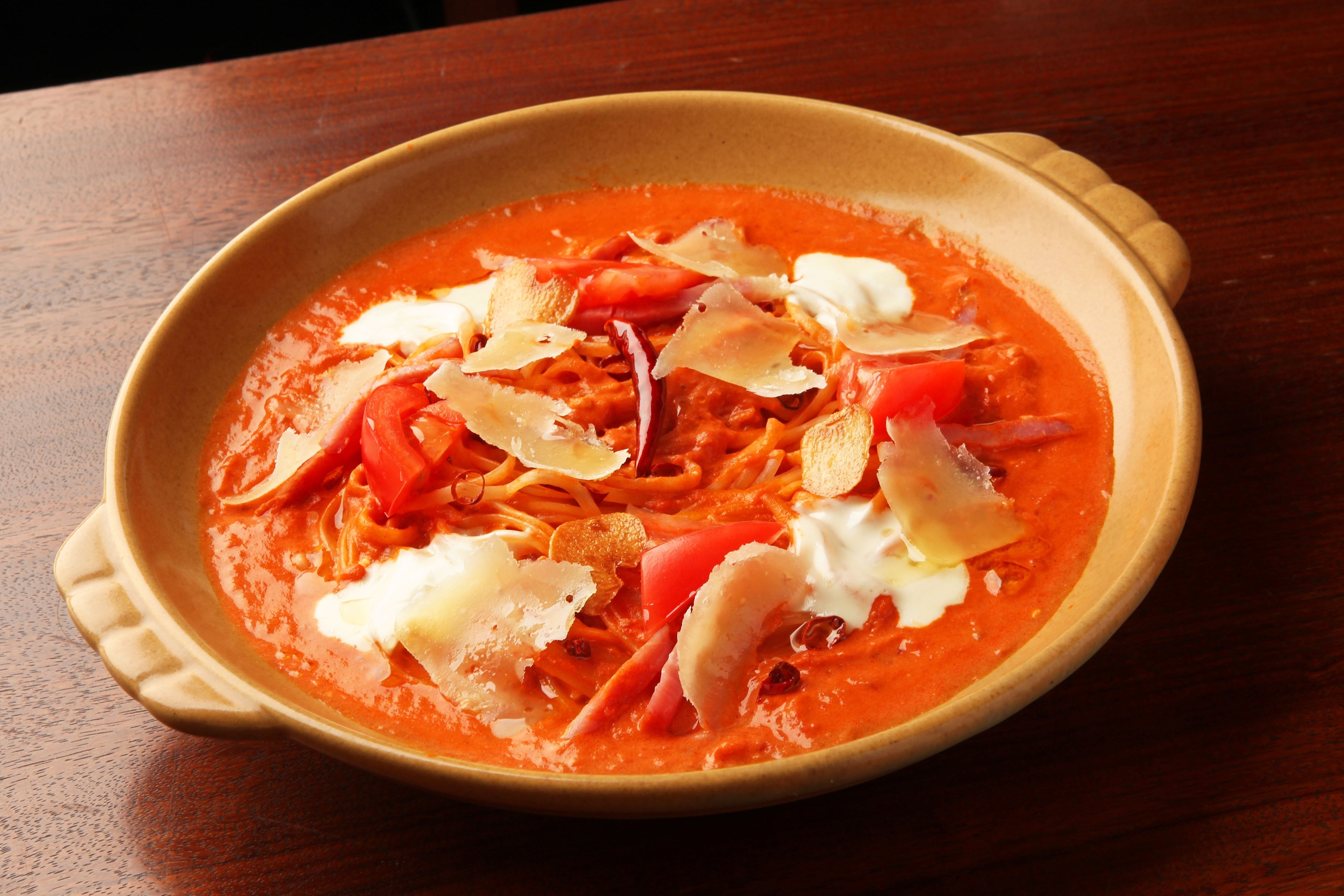 北海道産マスカルポーネのトマトクリームソース