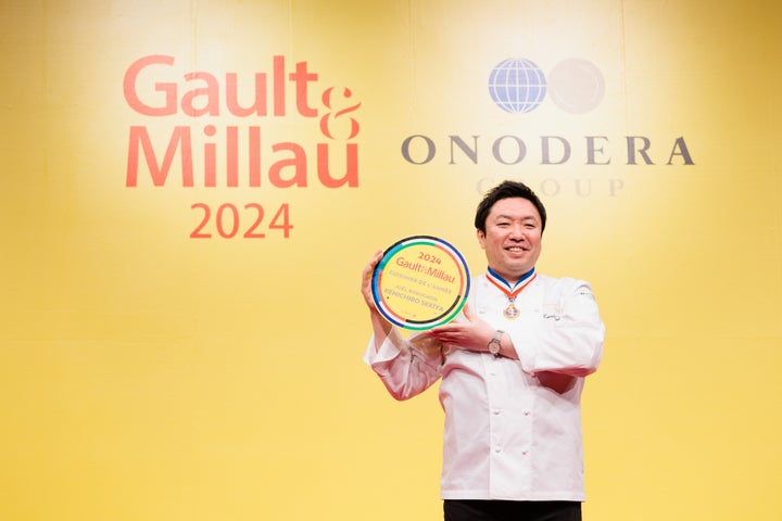 若手日本人シェフがジョエル・ロブション賞を受賞!『ゴ・エ・ミヨ』2024の注目 若手日本人シェフがジョエル・ロブション賞を受賞!『ゴ・エ・ミヨ』2024の注目