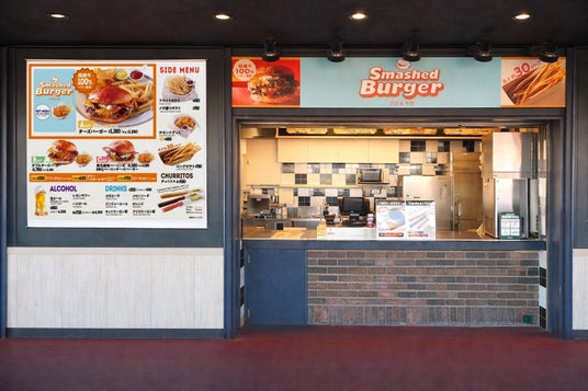 楽天モバイル 最強パーク宮城に3月31日オープン!!東北初出店『Smashed Burger TOKYO』 楽天モバイル 最強パーク宮城に3月31日オープン!!東北初出店『Smashed Burger TOKYO』