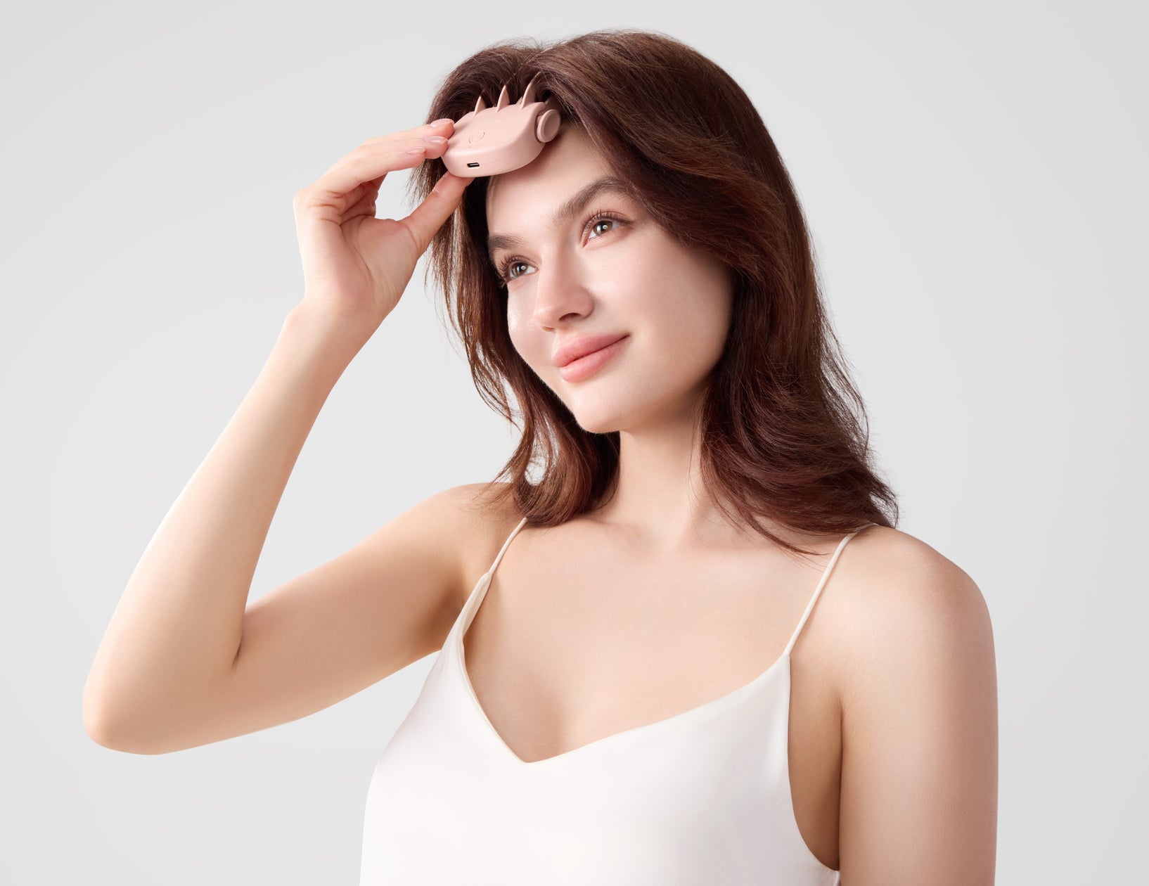 <Qoo10 「ヘアドライヤー」販売数ランキング>秋に感じるお悩みは、髪や頭皮にも!速乾機能やマイナスイオン搭載のドライヤーが人気