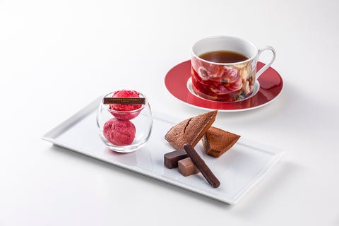 「モダン・タイムス・イン・パリ 1925」展×「ラ・メゾン・デュ・ショコラ」のクリスマス限定メニュー発表! 「モダン・タイムス・イン・パリ 1925」展×「ラ・メゾン・デュ・ショコラ」のクリスマス限定メニュー発表!