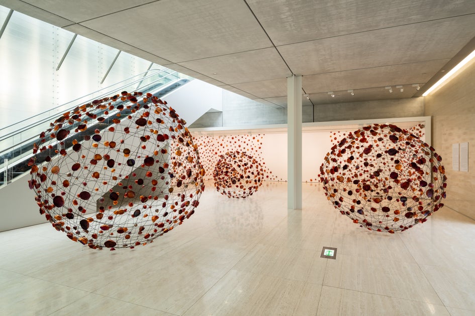 大西康明の「境の石」展、ポーラ美術館で開催中! 大西康明の「境の石」展、ポーラ美術館で開催中!