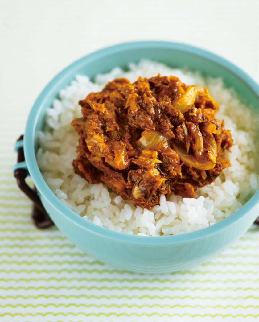 サバ水煮缶ドライカレー