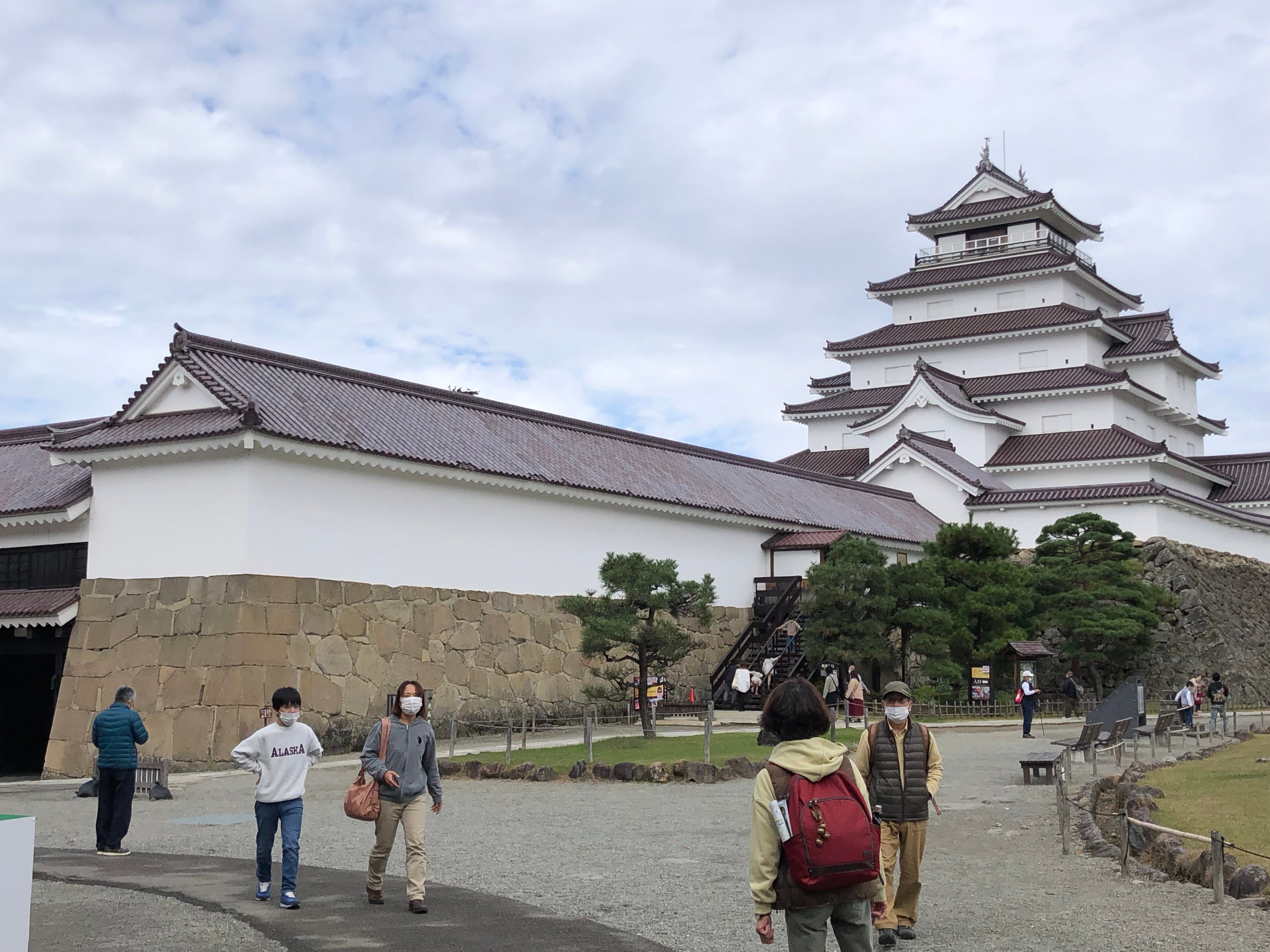 会津若松市の鶴ヶ城は綺麗なお城。