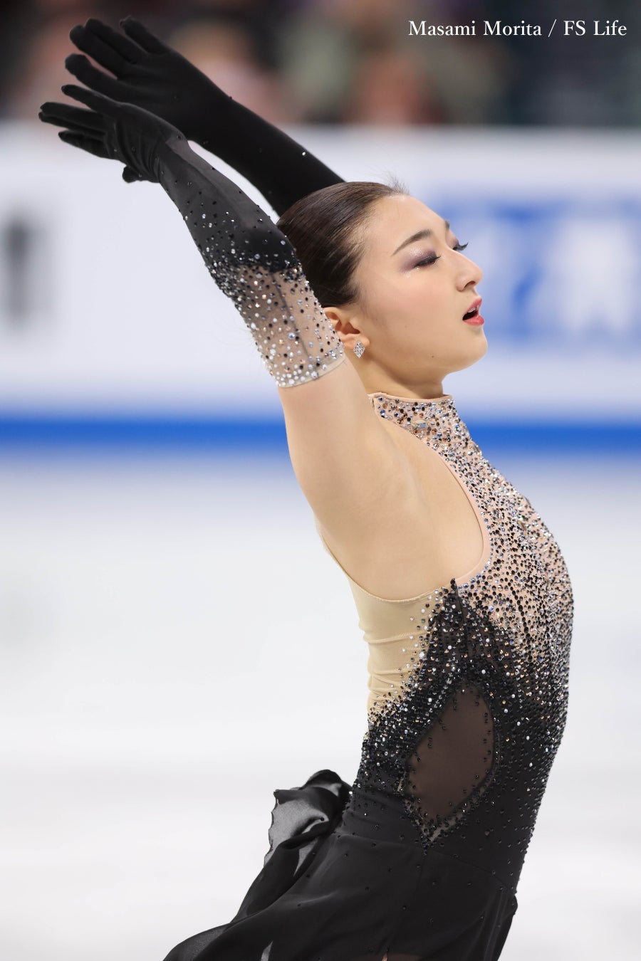 坂本花織選手の快挙!フィギュアスケートLife Vol.33で特集。世界選手権&世界ジュニア選手権の名場面をお届け 坂本花織選手の快挙!フィギュアスケートLife Vol.33で特集。世界選手権&世界ジュニア選手権の名場面をお届け