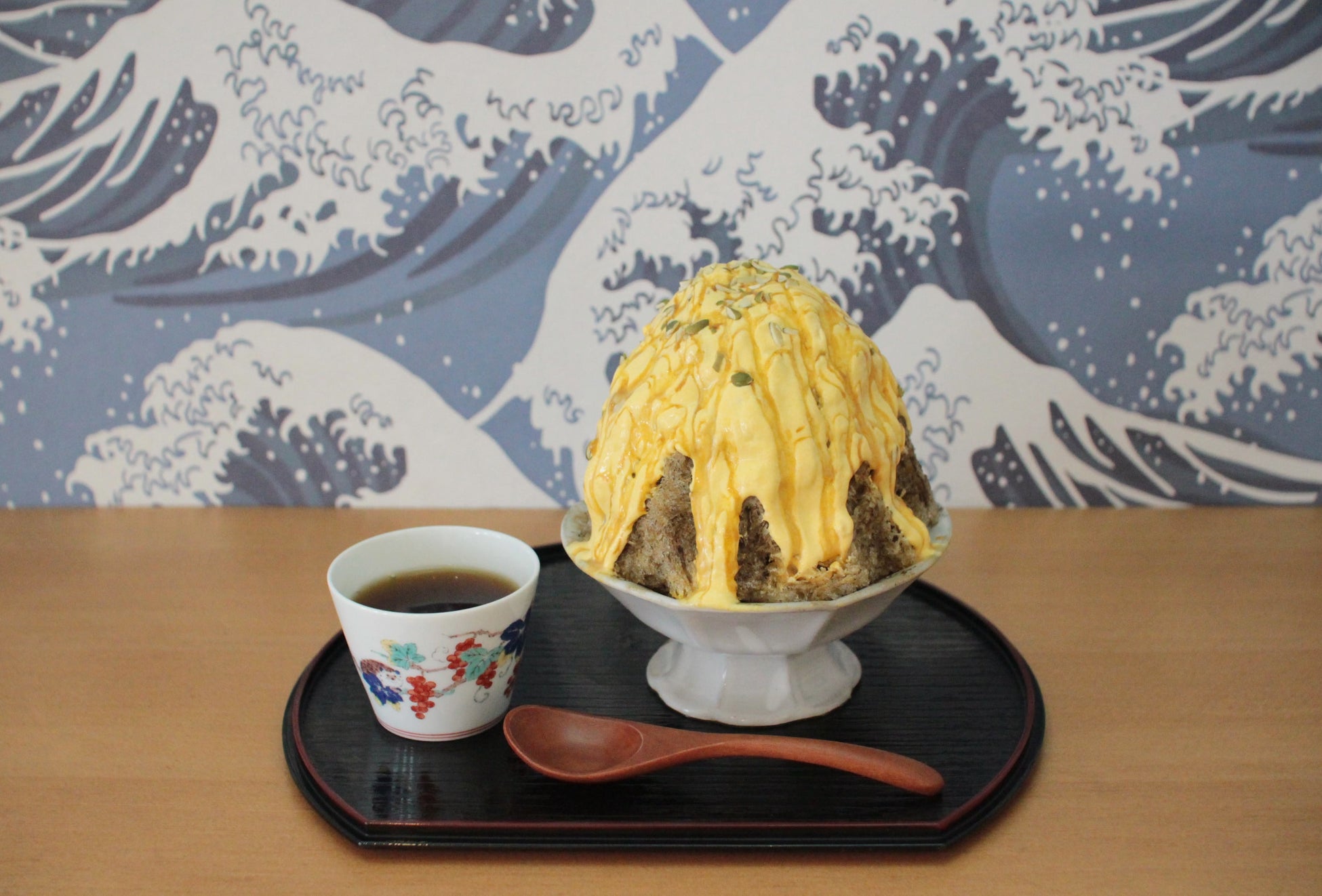 【栗かぼちゃクリームとほうじ茶のかき氷(日本茶セット)】