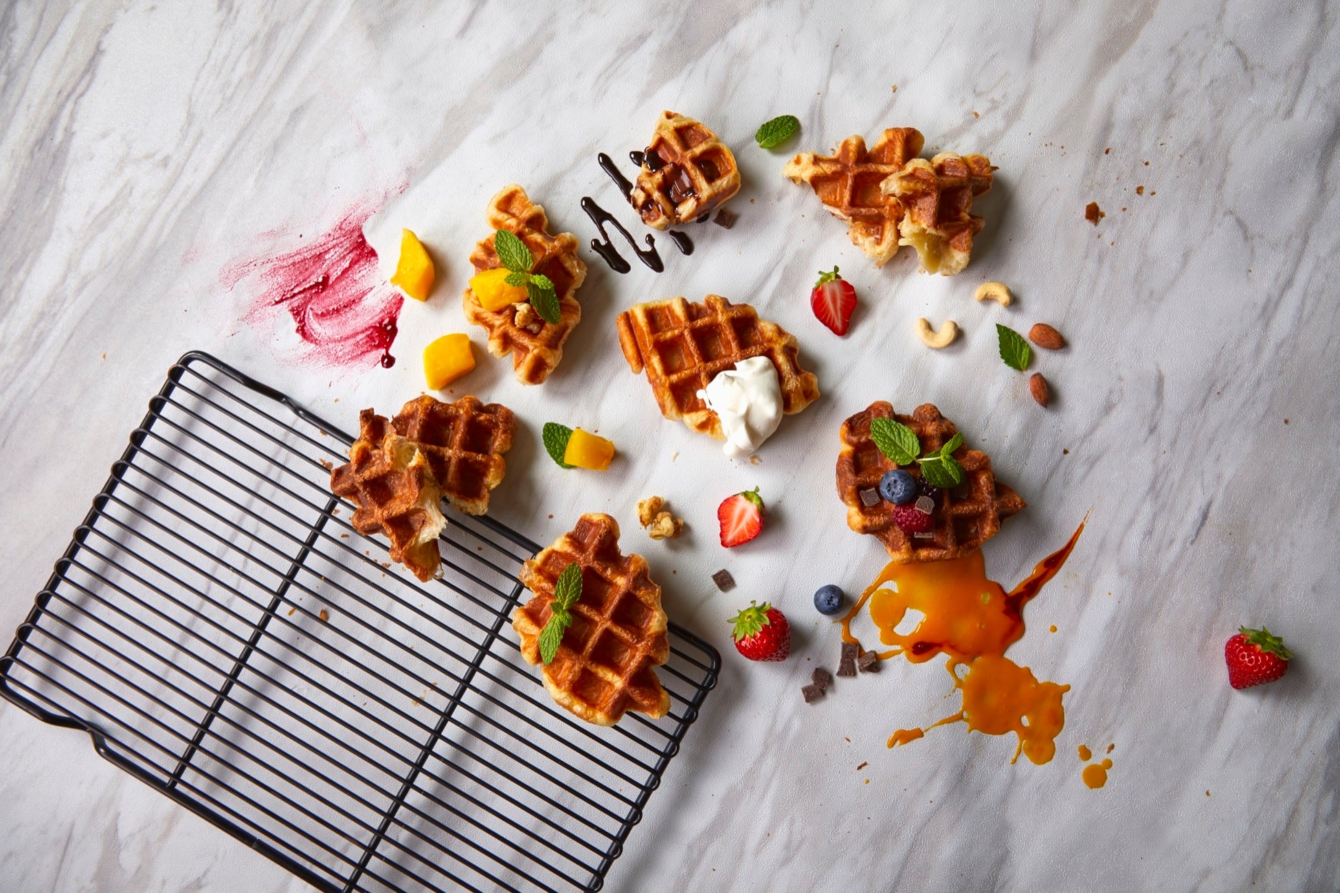 名物 クロッフルと生クリーム を楽しむパンビュッフェ 開始 御好評につき苺パンの食べ放題ランチも継続 連日行列の ファクトリーカフェ梅田 茶屋町 で開催中 期間限定 6 6 7 31 株式会社 オペレーションファクトリーのプレスリリース 名物 クロッフルと生クリーム を楽しむパンビュッフェ 開始 御好評につき苺パンの食べ放題ランチも継続 連日行列の ファクトリーカフェ梅田 茶屋町 で開催中 期間限定 6 6 7 31 株式会社 オペレーションファクトリーのプレスリリース