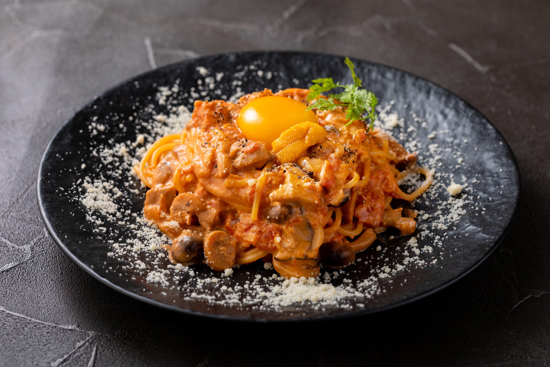 濃厚雲丹クリームソースのカルボナーラ