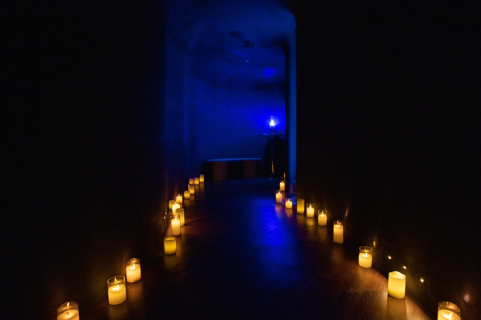 入口　キャンドルの洞窟道