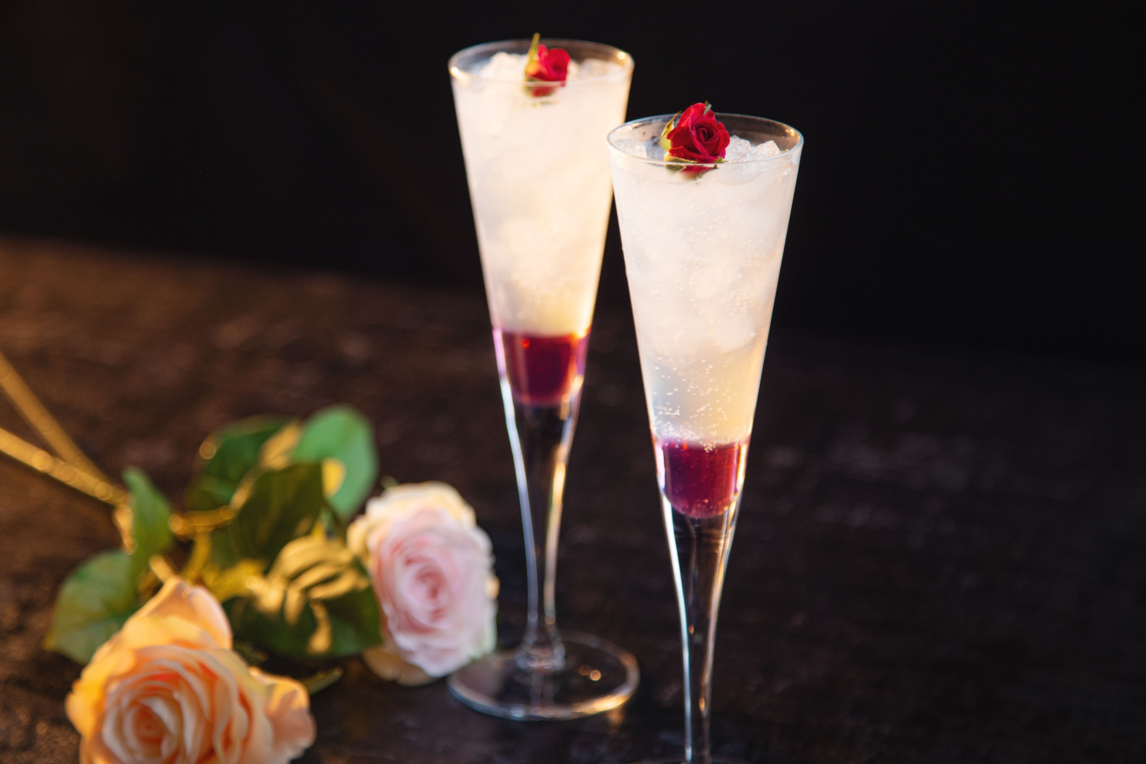 トワイライト特別コース限定カクテル【ピンクローズ（感謝）】　※ノンアルへの変更も可能