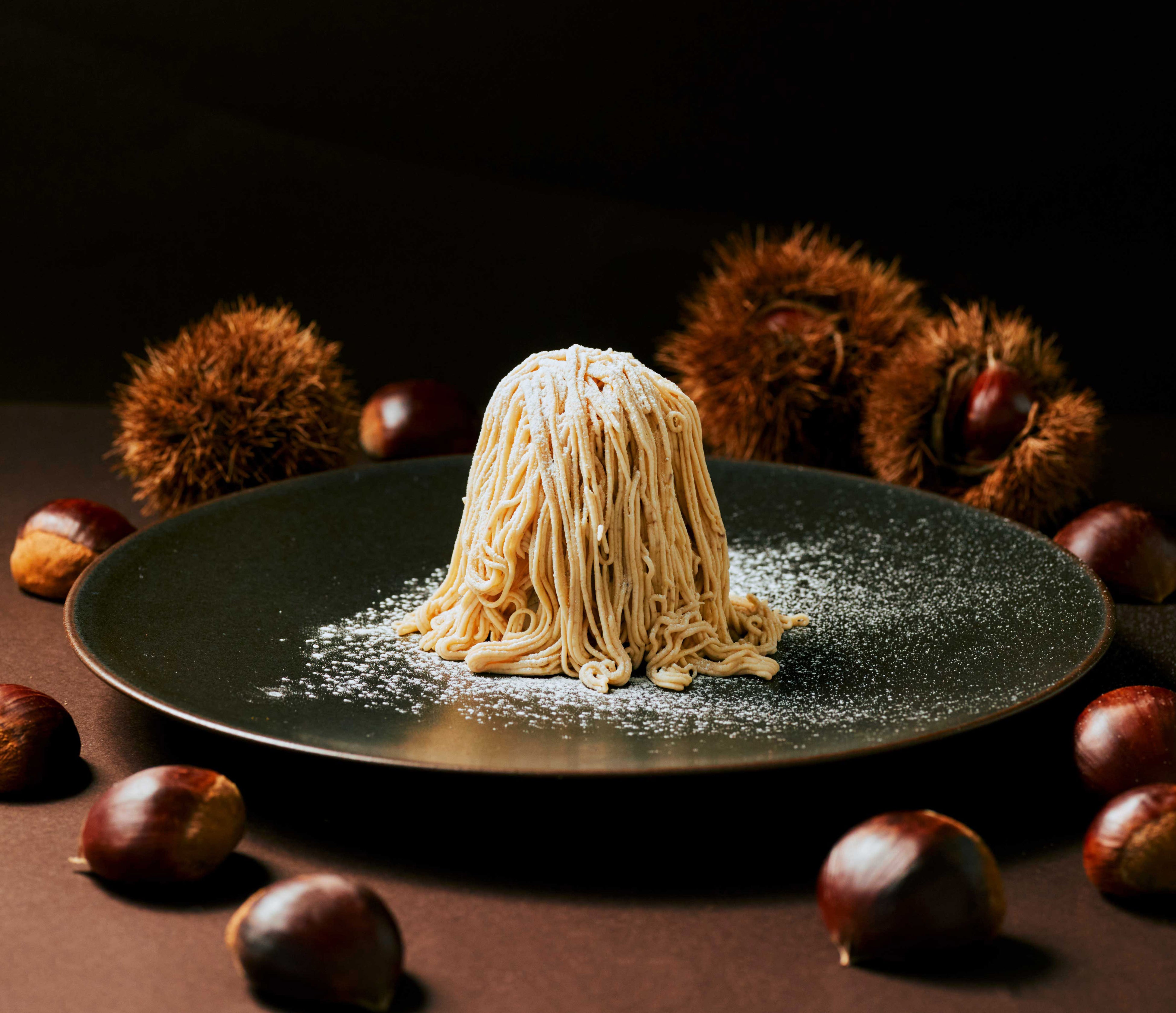 熊本県の熟成和栗を使用したモンブランチョコスイーツがチョコレート