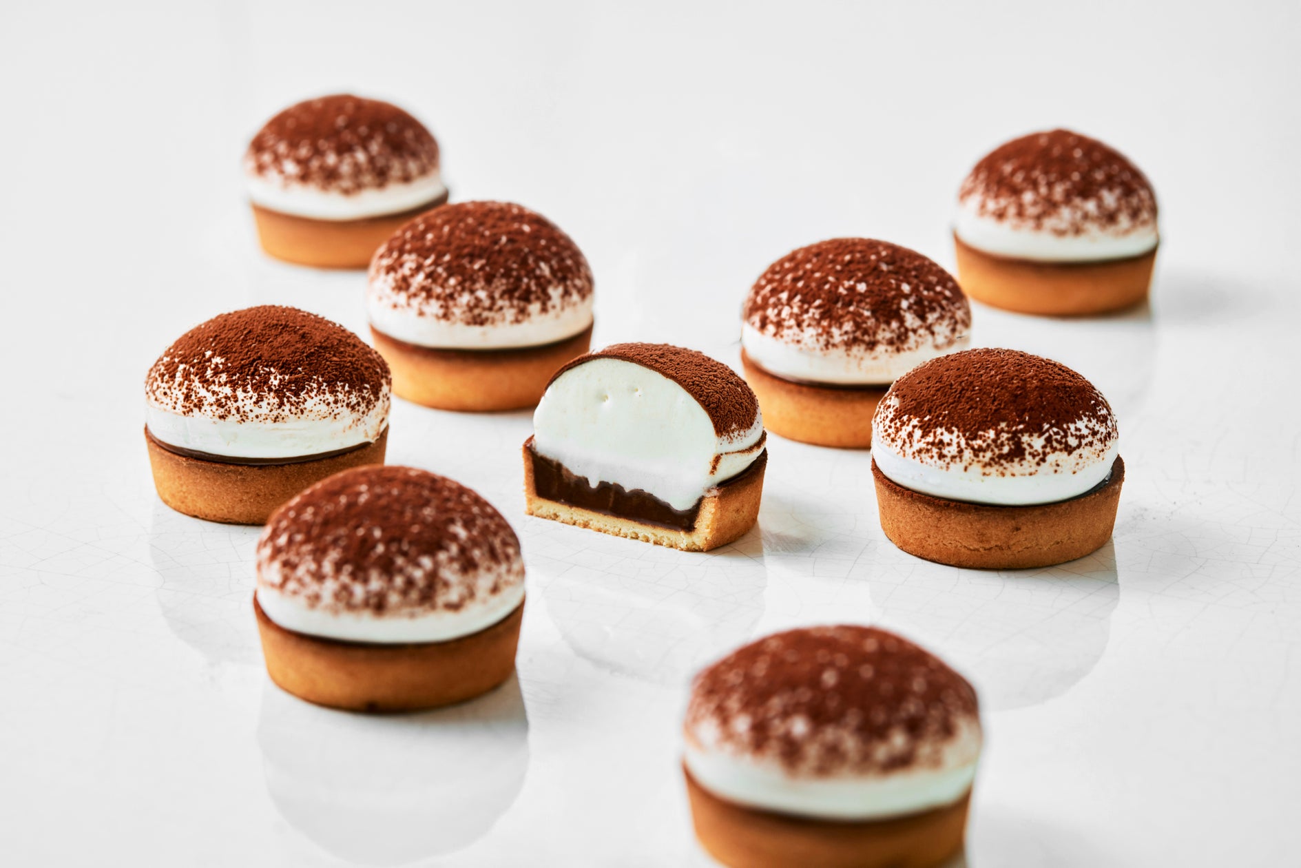 <10/17発売> 2種のビターチョコレートが織りなす、ニャンともかわいい『コクウマショコラフィナンシェ』が、【KOKUNEKO(コクネコ) 】から期間限定で発売!