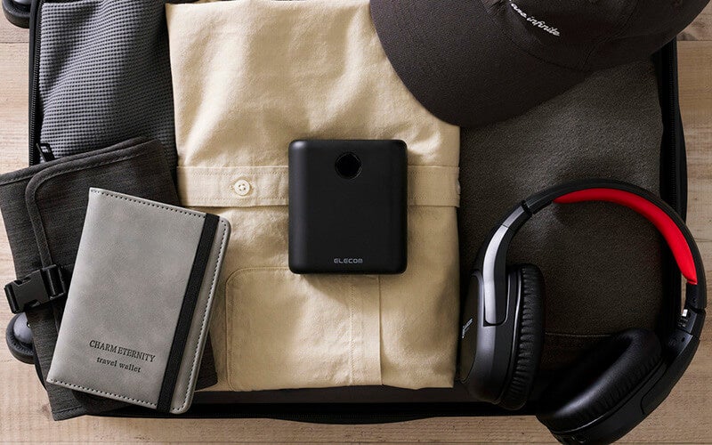 エレコム LFPモバイルバッテリー 持ち運びイメージ
