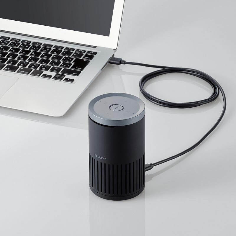 ▲ 天面に電源、音量調整、マイクONOFF、 スピーカーONOFFの機能を集中配置