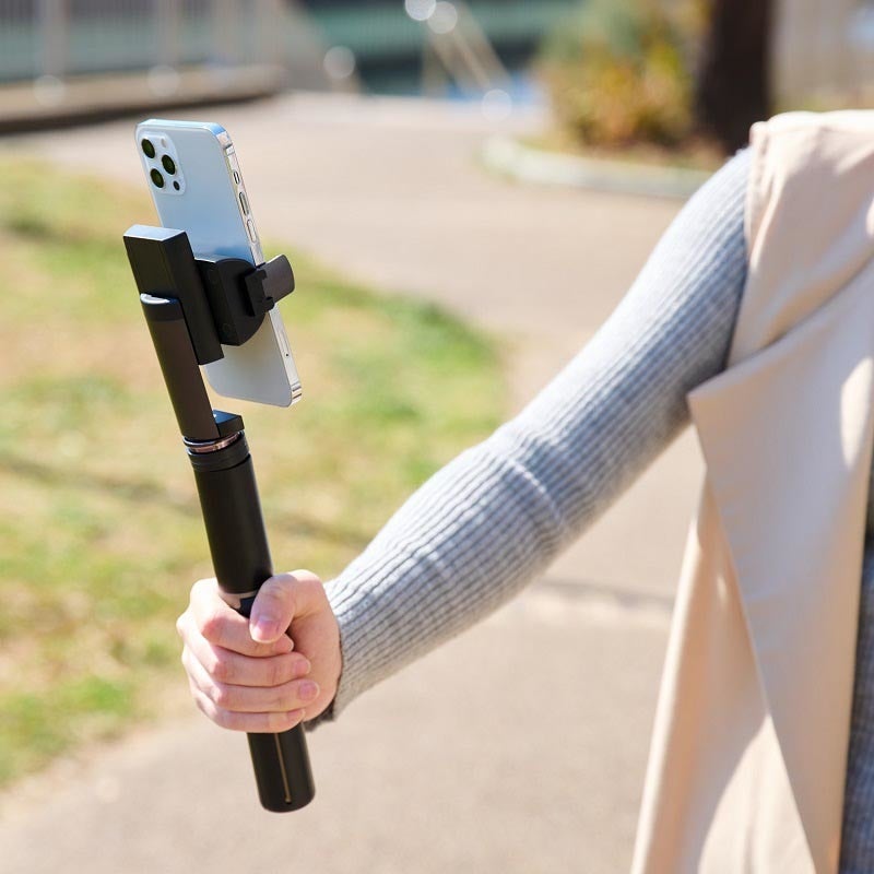 スマホ撮影の大敵 手ブレ を抑える 購入後すぐに使える 自撮り棒付属のバッテリー駆動式単軸スタビライザーを新発売 エレコム株式会社のプレスリリース スマホ撮影の大敵 手ブレ を抑える 購入後すぐに使える 自撮り棒付属のバッテリー駆動式単軸スタビライザーを新発売 エレコム株式会社のプレスリリース