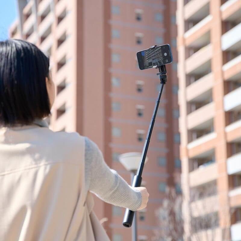 自撮り棒が付属し、 730mmまで伸ばすことが可能